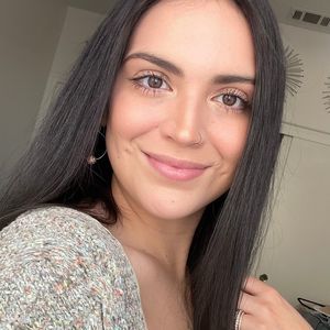 Meet your Posher, Marissa